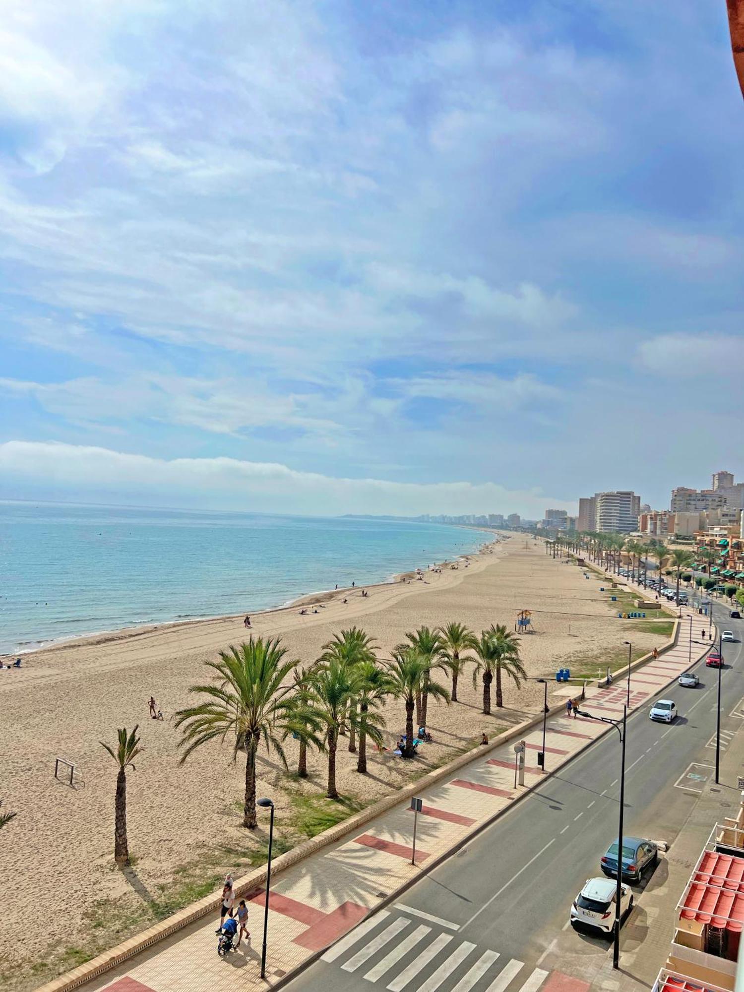 Atico Frente Al Mar 2 Terrazas Barbacoa Y Parking Sujeto A Disponibilidad